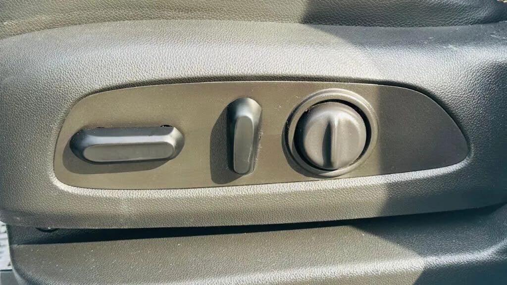 Vehicle view 15