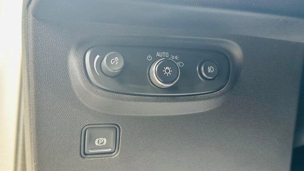 Vehicle view 19