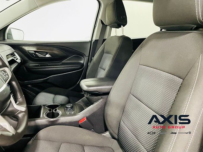 Vehicle view 23