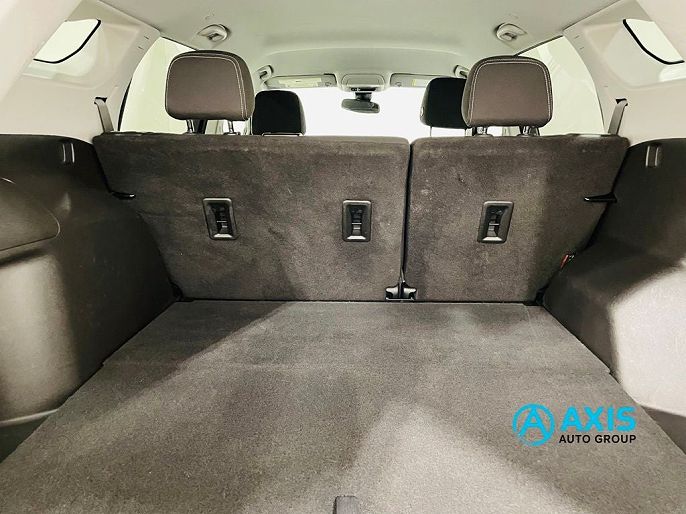 Vehicle view 69