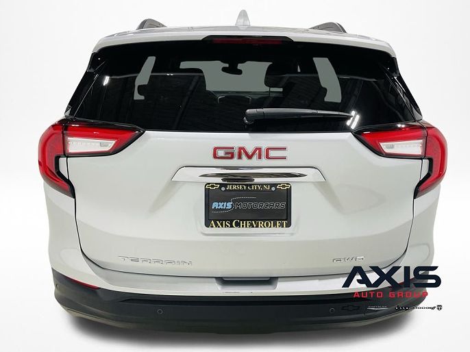 Vehicle view 8