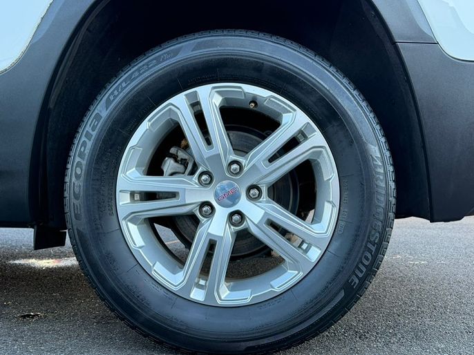 Vehicle view 9