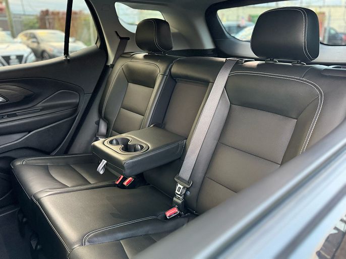 Vehicle view 32