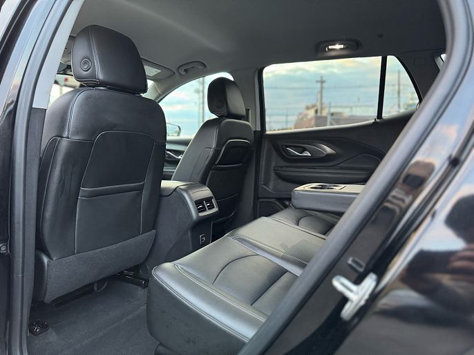 Vehicle view 34