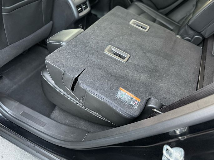 Vehicle view 35