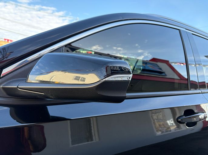 Vehicle view 12