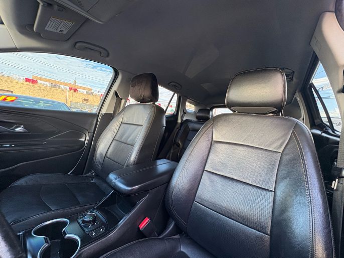 Vehicle view 17