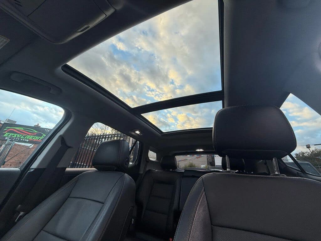 Vehicle view 17