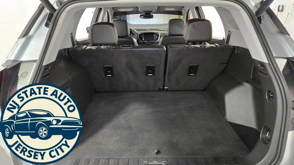 Vehicle view 34