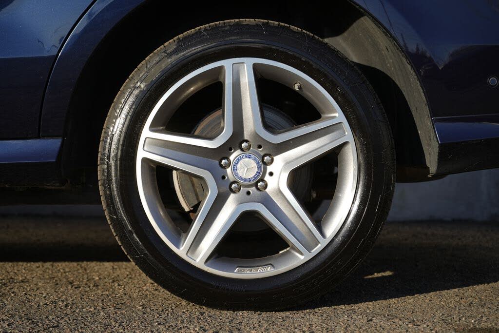 Vehicle view 14