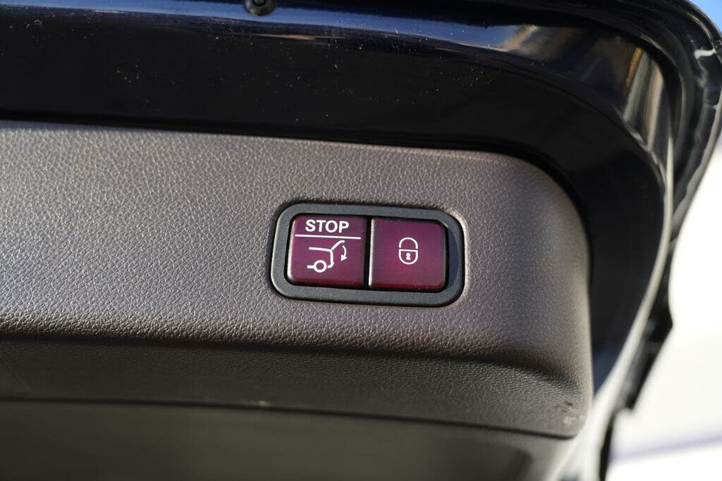 Vehicle view 16