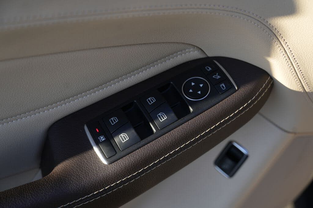 Vehicle view 22