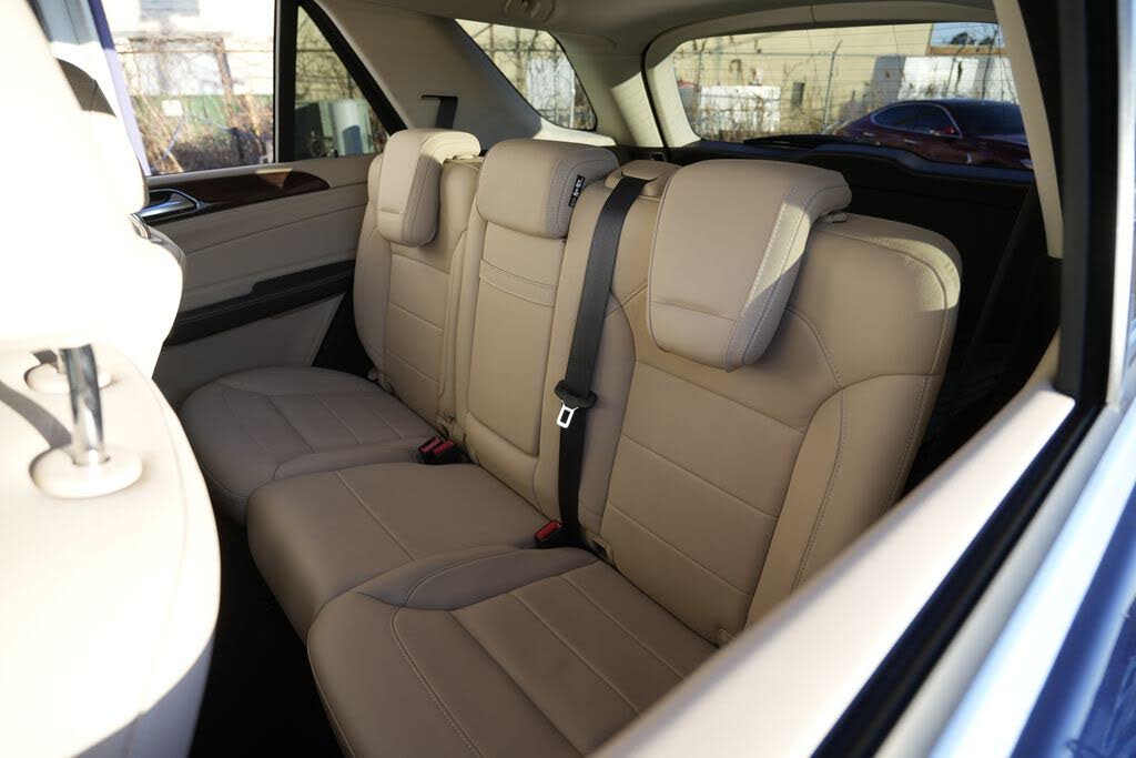 Vehicle view 26
