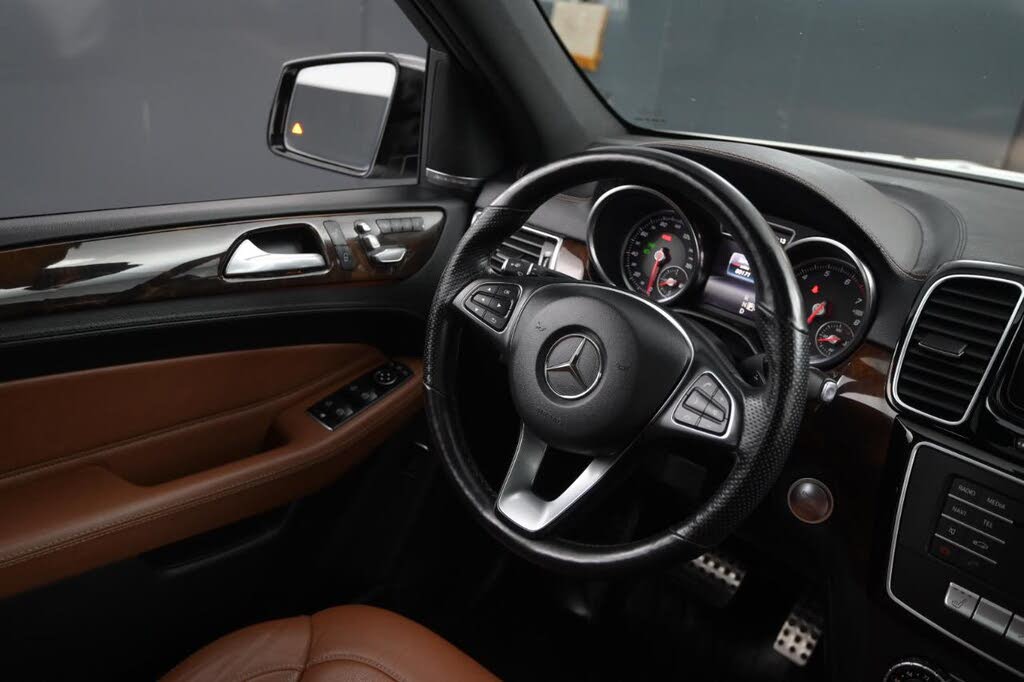 Vehicle view 24