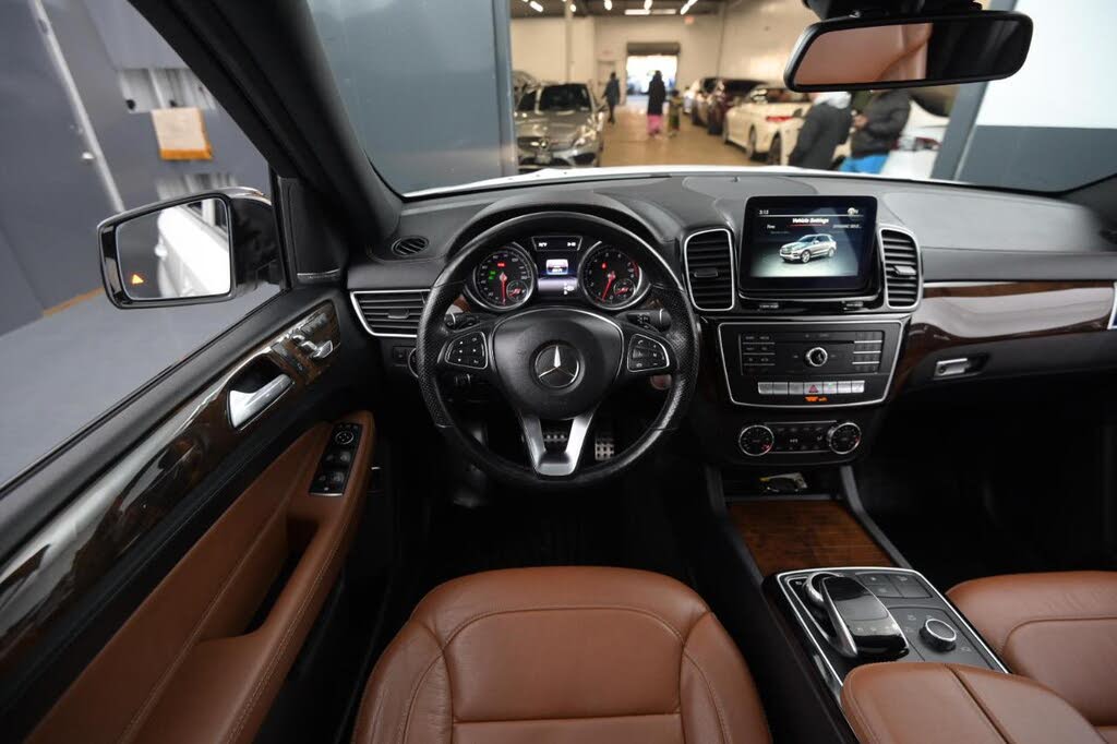 Vehicle view 26