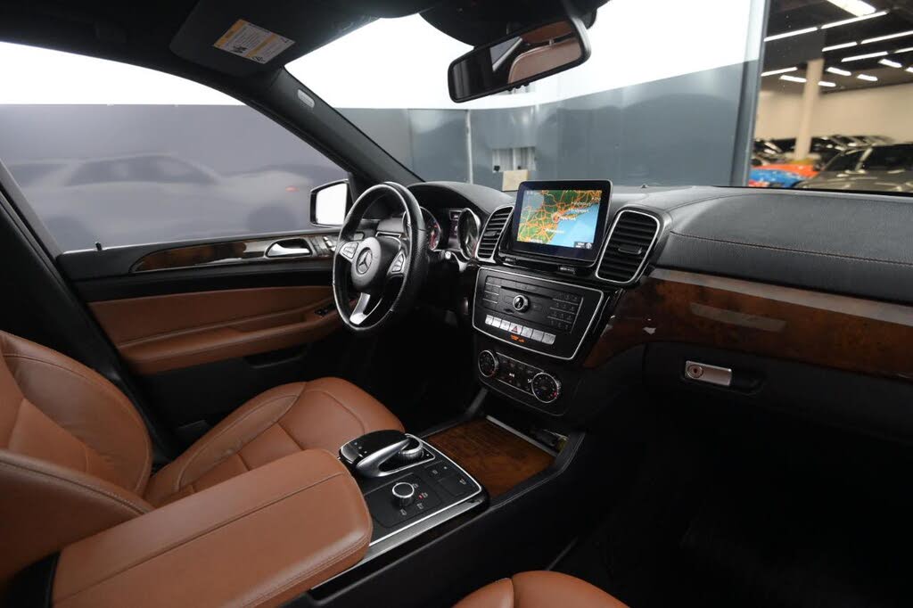 Vehicle view 48