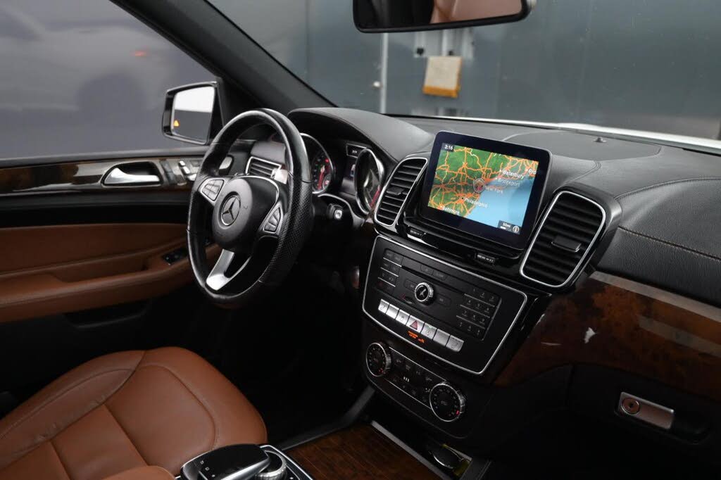Vehicle view 49