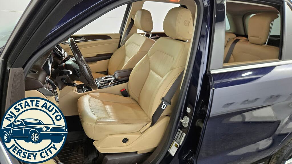 Vehicle view 26
