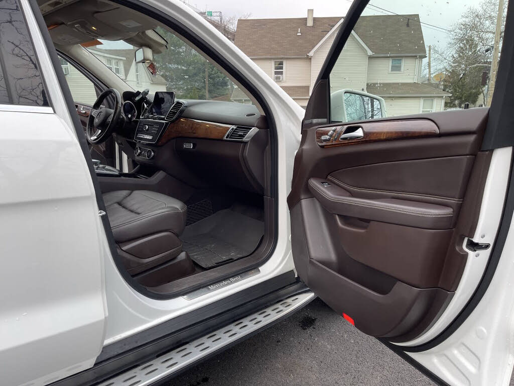 Vehicle view 10