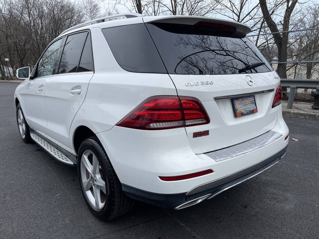 Vehicle view 6