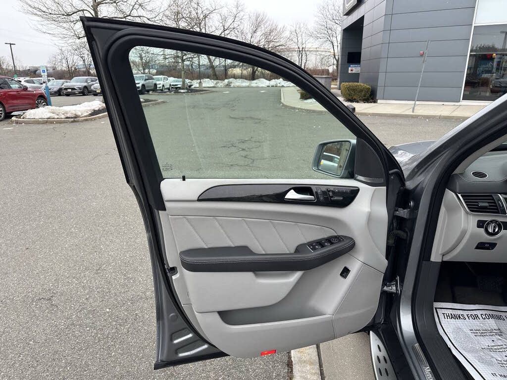 Vehicle view 10