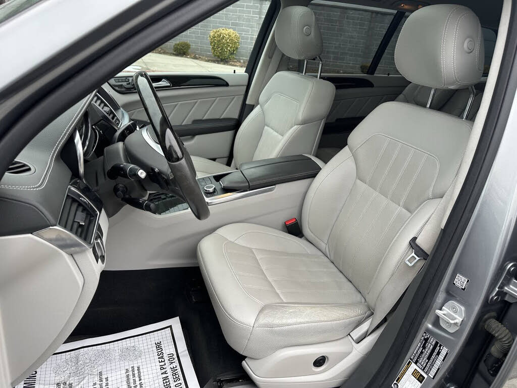 Vehicle view 11