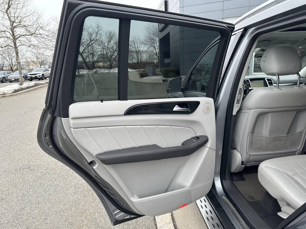 Vehicle view 12