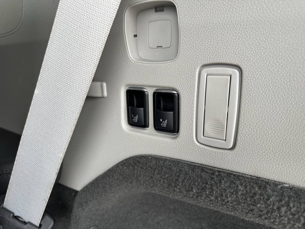 Vehicle view 17