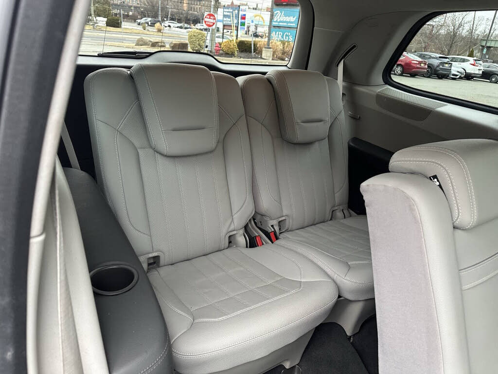 Vehicle view 23