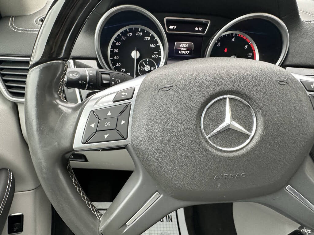 Vehicle view 33