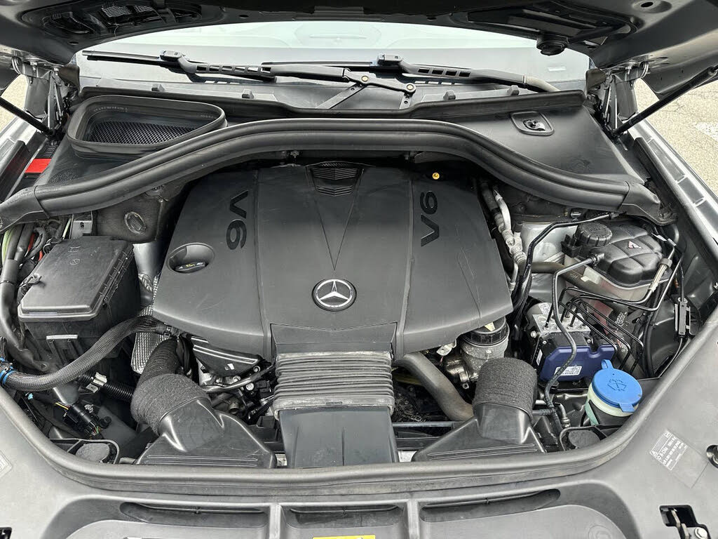 Vehicle view 47