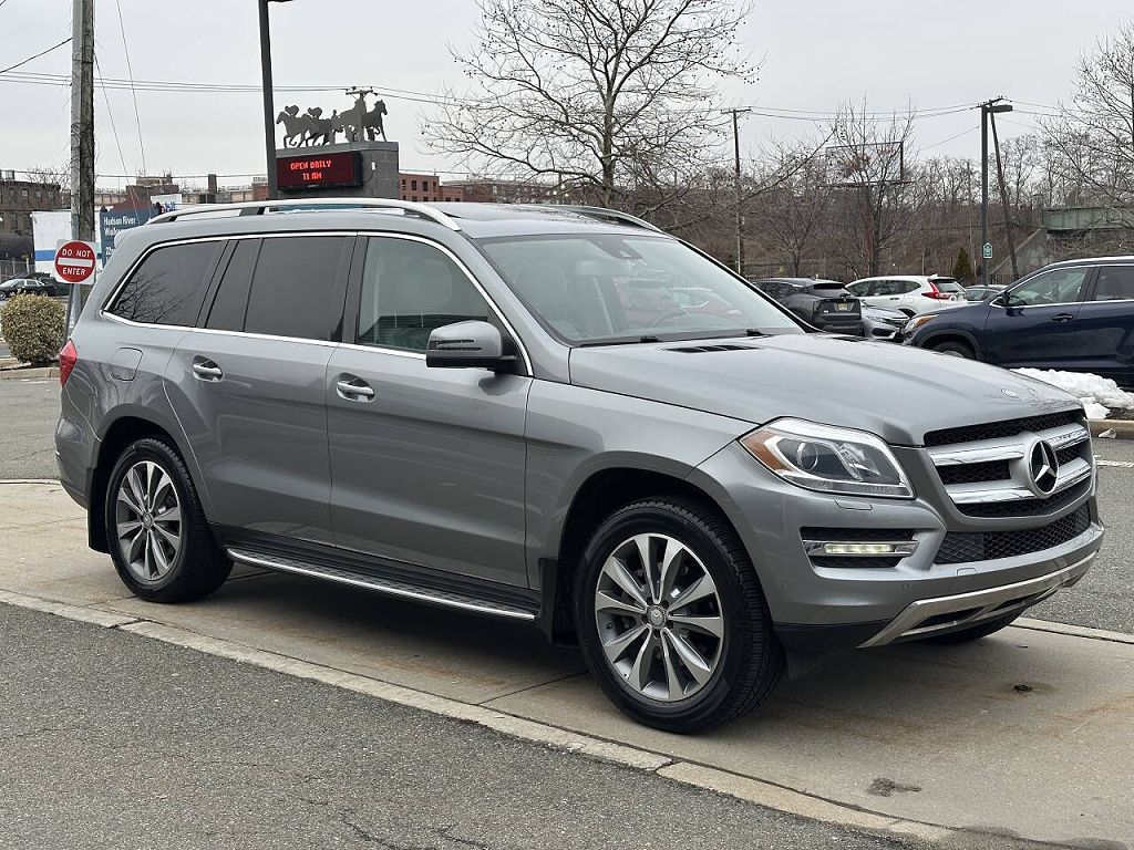 Vehicle view 48