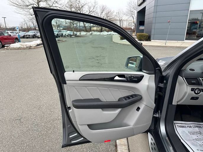 Vehicle view 58