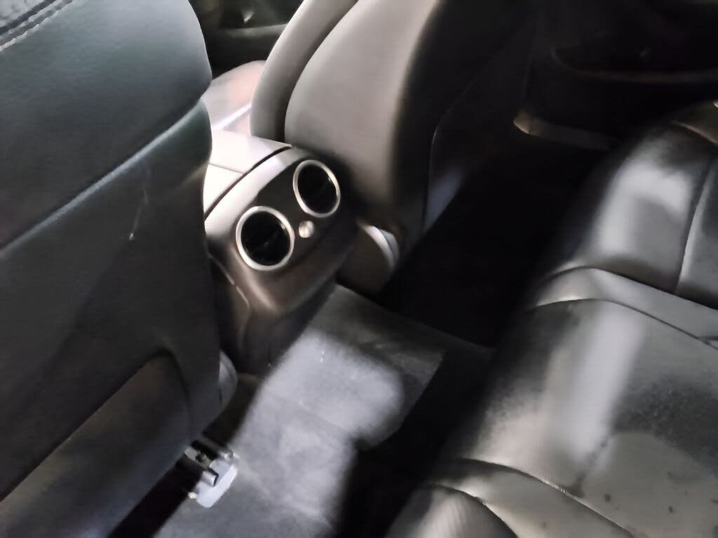 Vehicle view 19