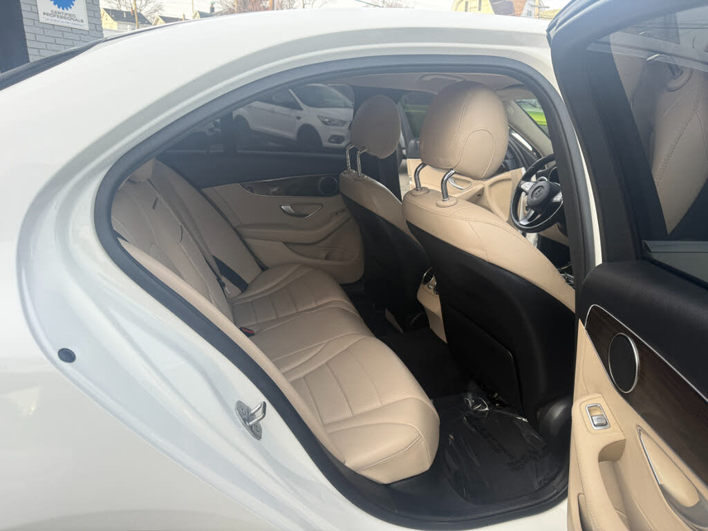 Vehicle view 19