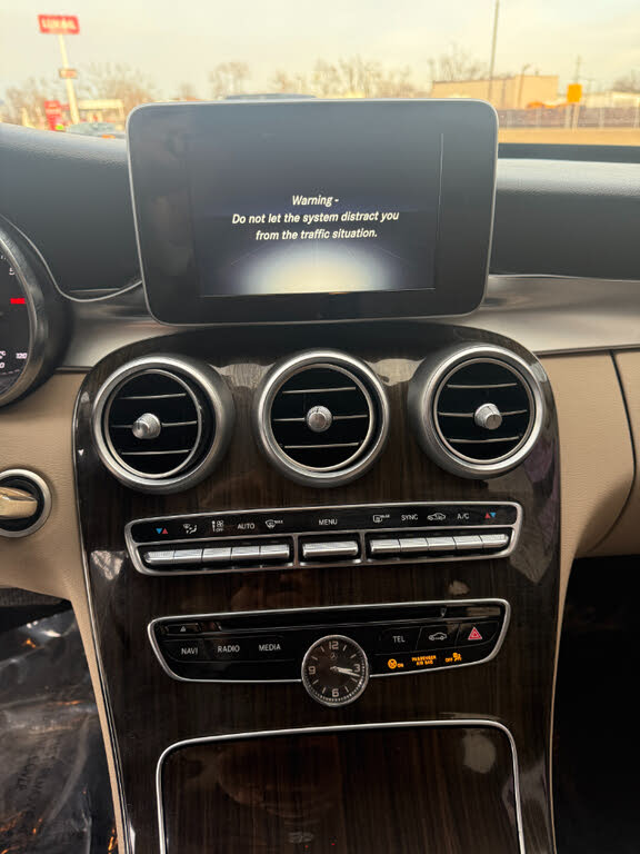 Vehicle view 25
