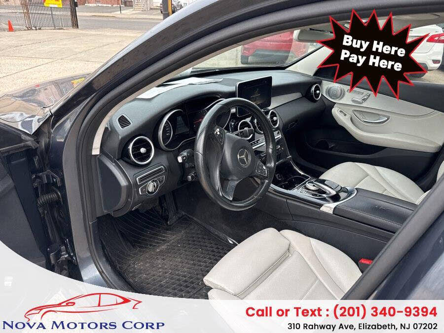 Vehicle view 25