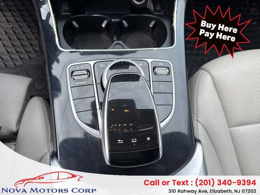 Vehicle view 33