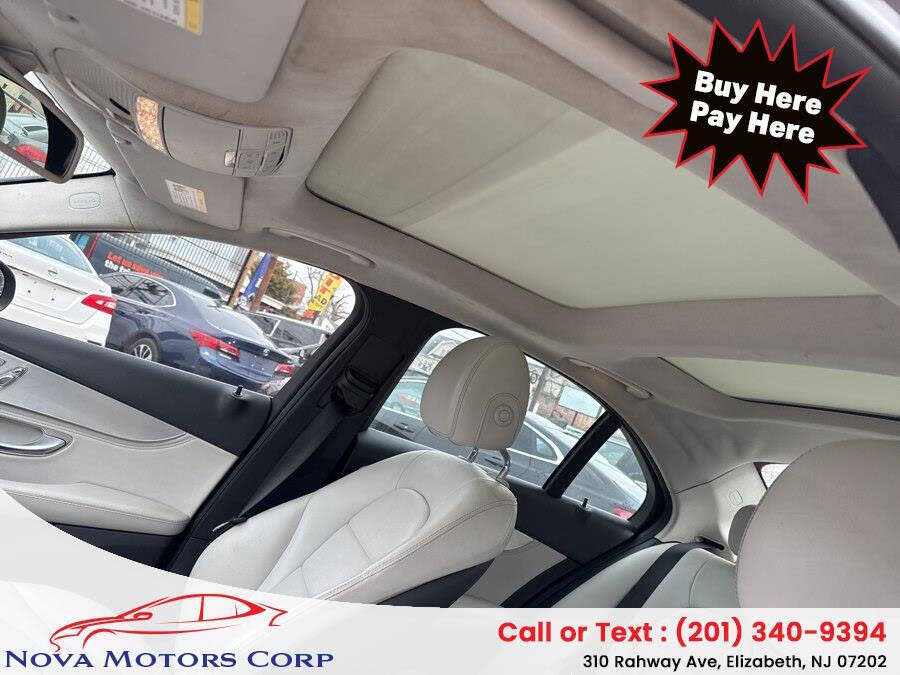 Vehicle view 34