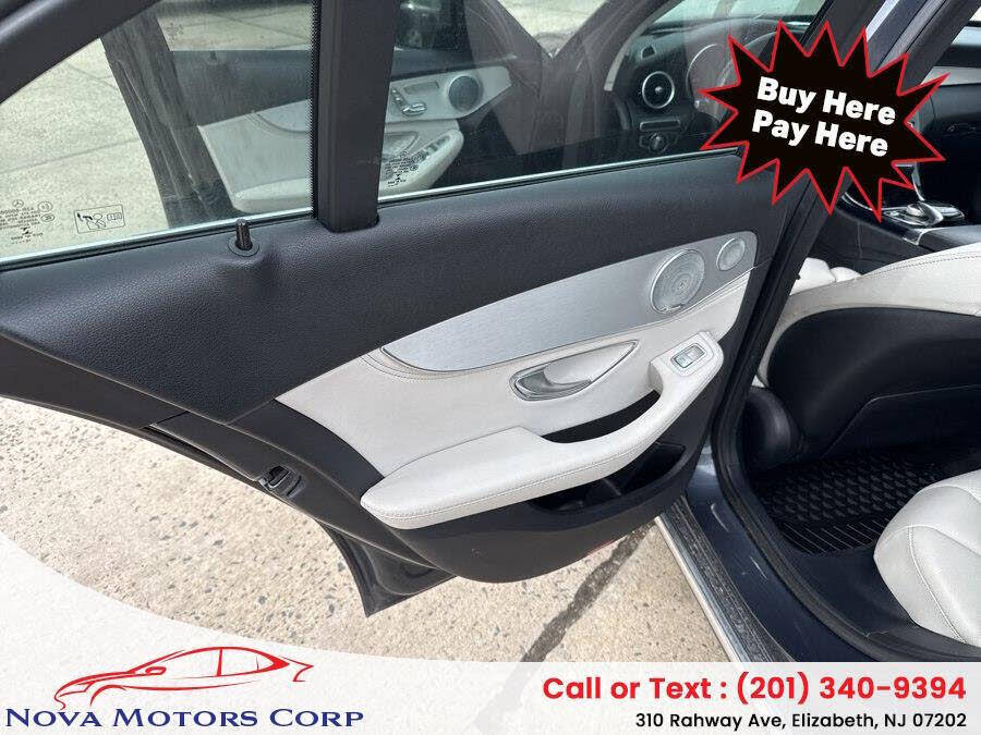 Vehicle view 35