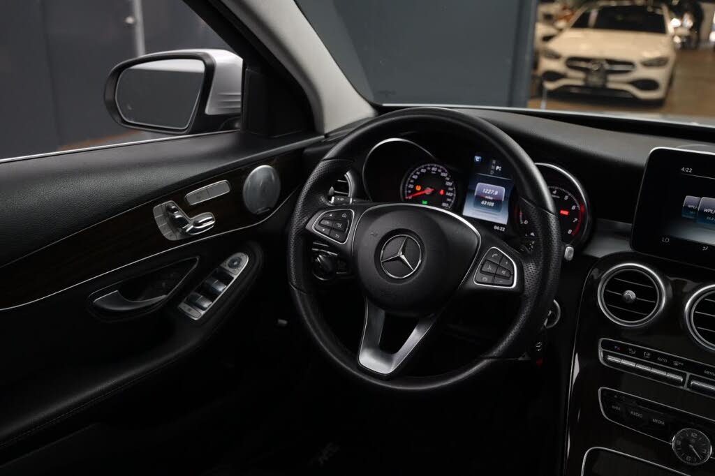 Vehicle view 25