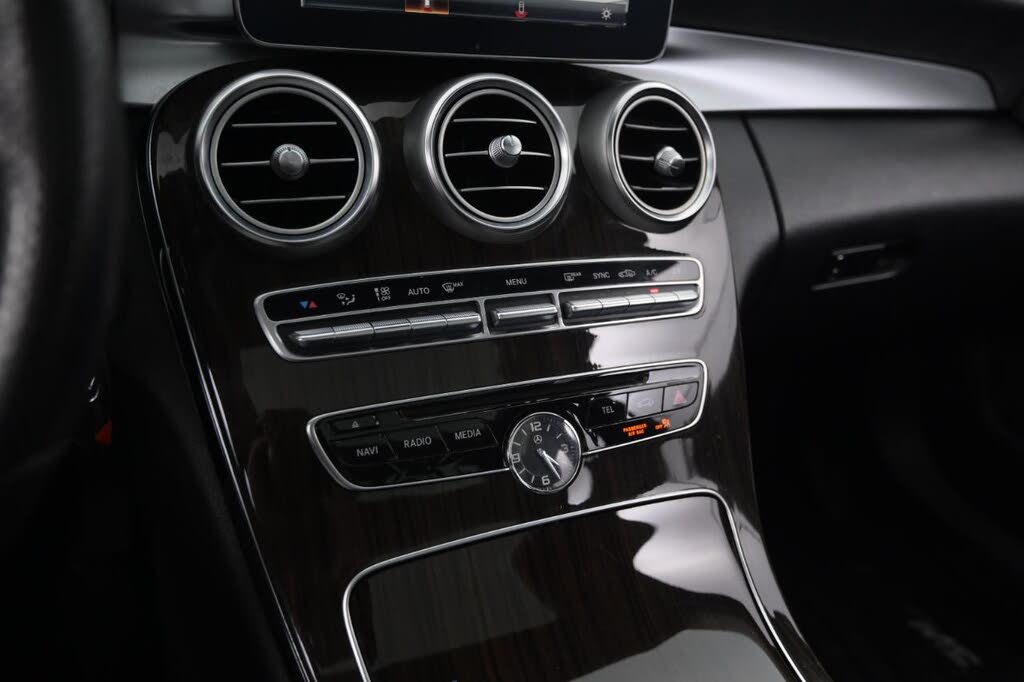 Vehicle view 33