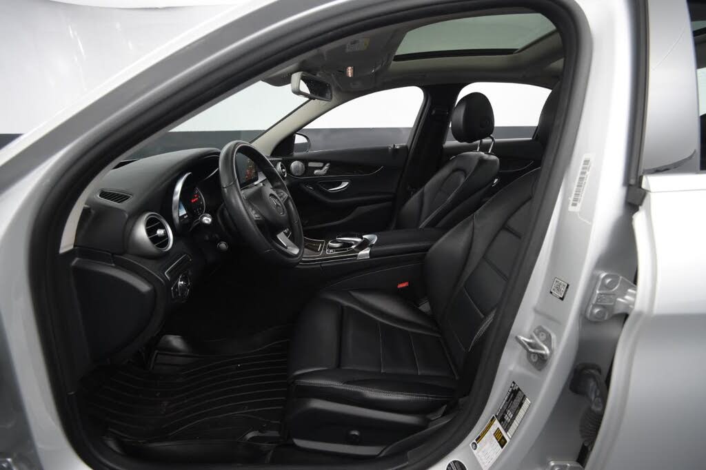 Vehicle view 37