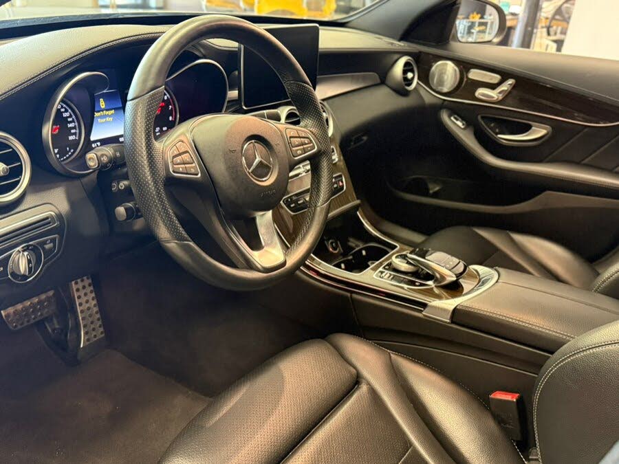 Vehicle view 8