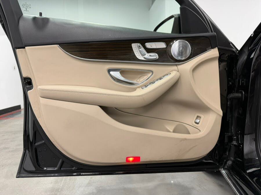 Vehicle view 31