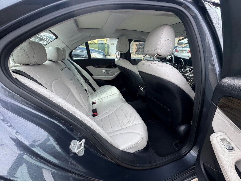 Vehicle view 17