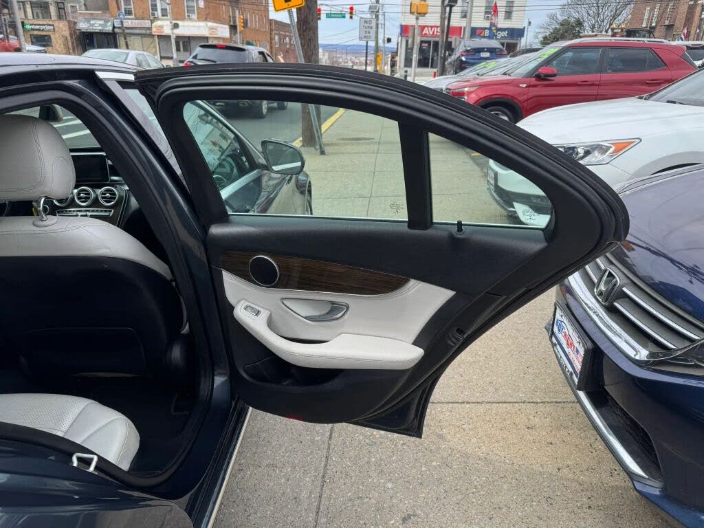 Vehicle view 18