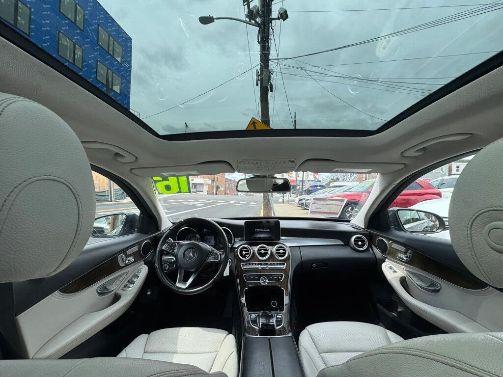 Vehicle view 37