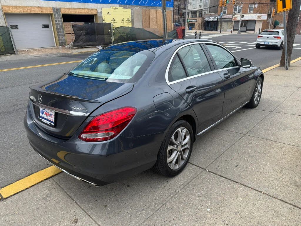 Vehicle view 9