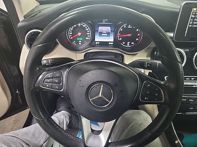 Vehicle view 13